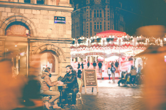 How can you make a good impression on your date